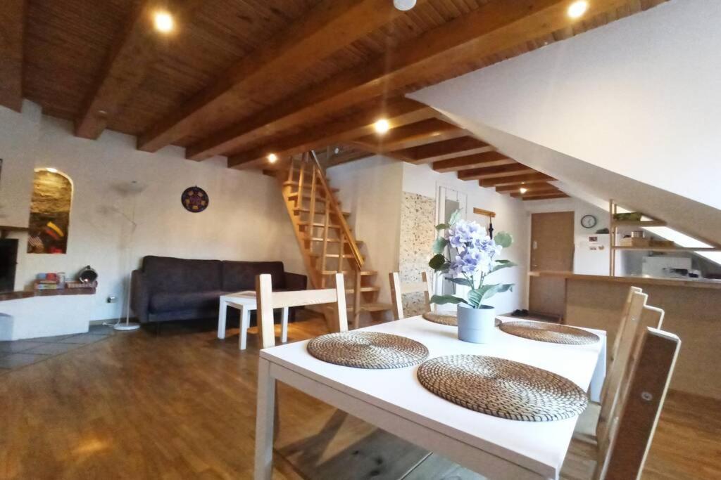 Private Sauna & 4 Bedrooms Old Town Rooftop Apartamento *